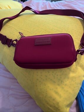 Sephora zip around the belly Crossbody Bag